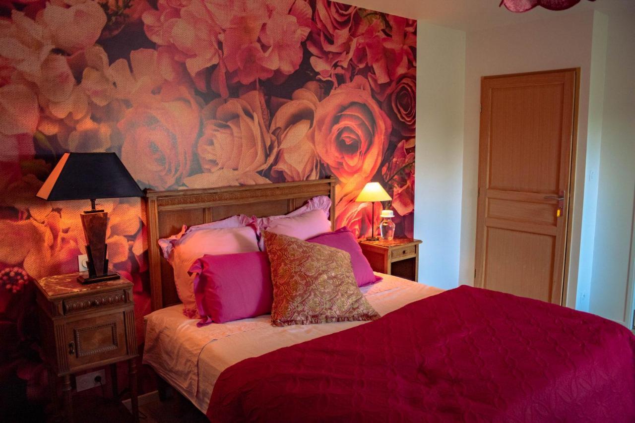 Bed and Breakfast Les Jardins De Nanine Lapleau Exterior foto